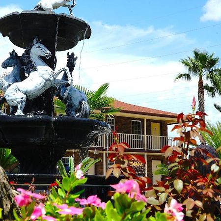 Savannah Inn And Suites Savannah Port Area Εξωτερικό φωτογραφία