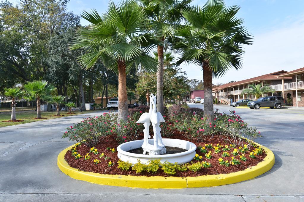 Savannah Inn And Suites Savannah Port Area Ανέσεις φωτογραφία