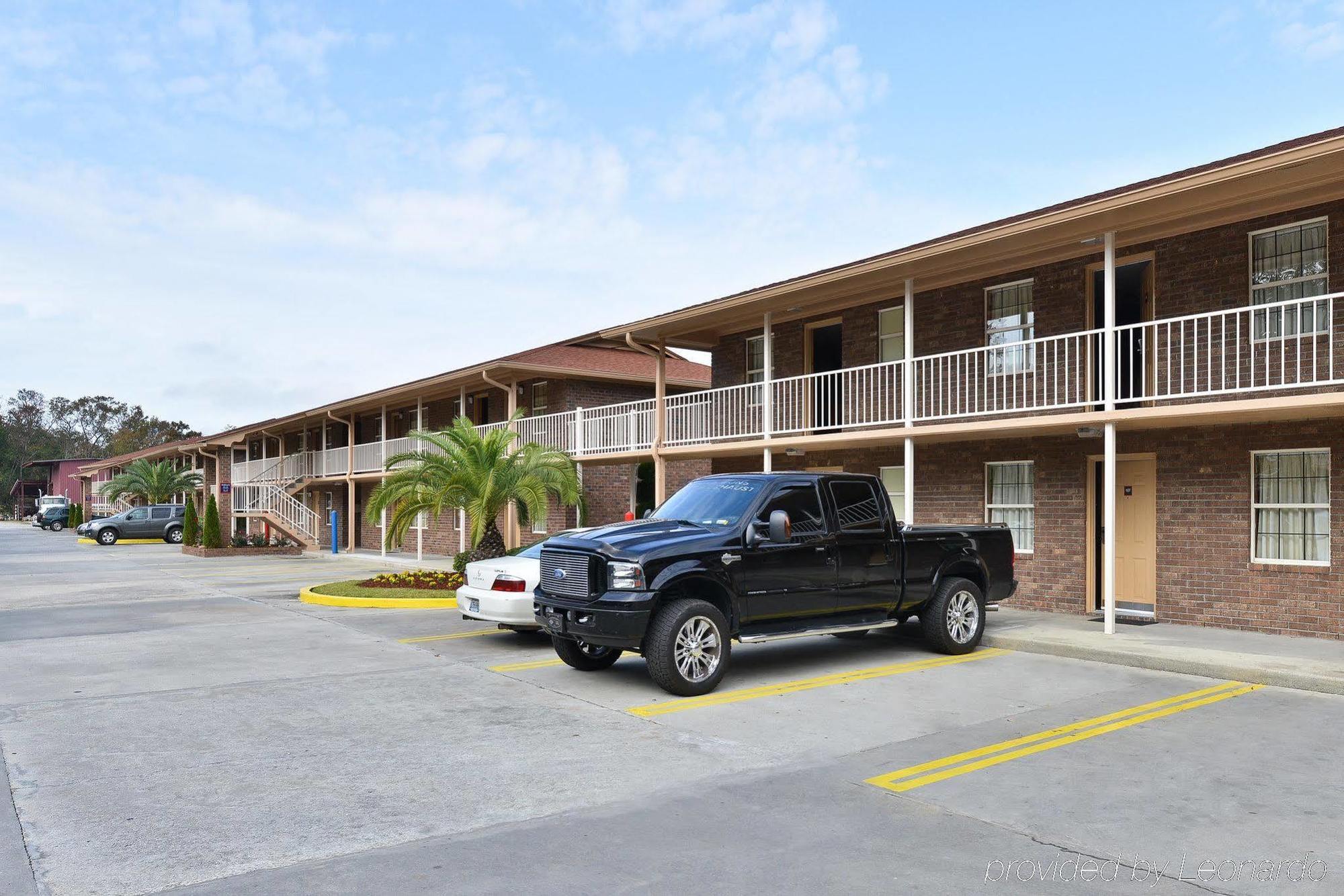 Savannah Inn And Suites Savannah Port Area Εξωτερικό φωτογραφία